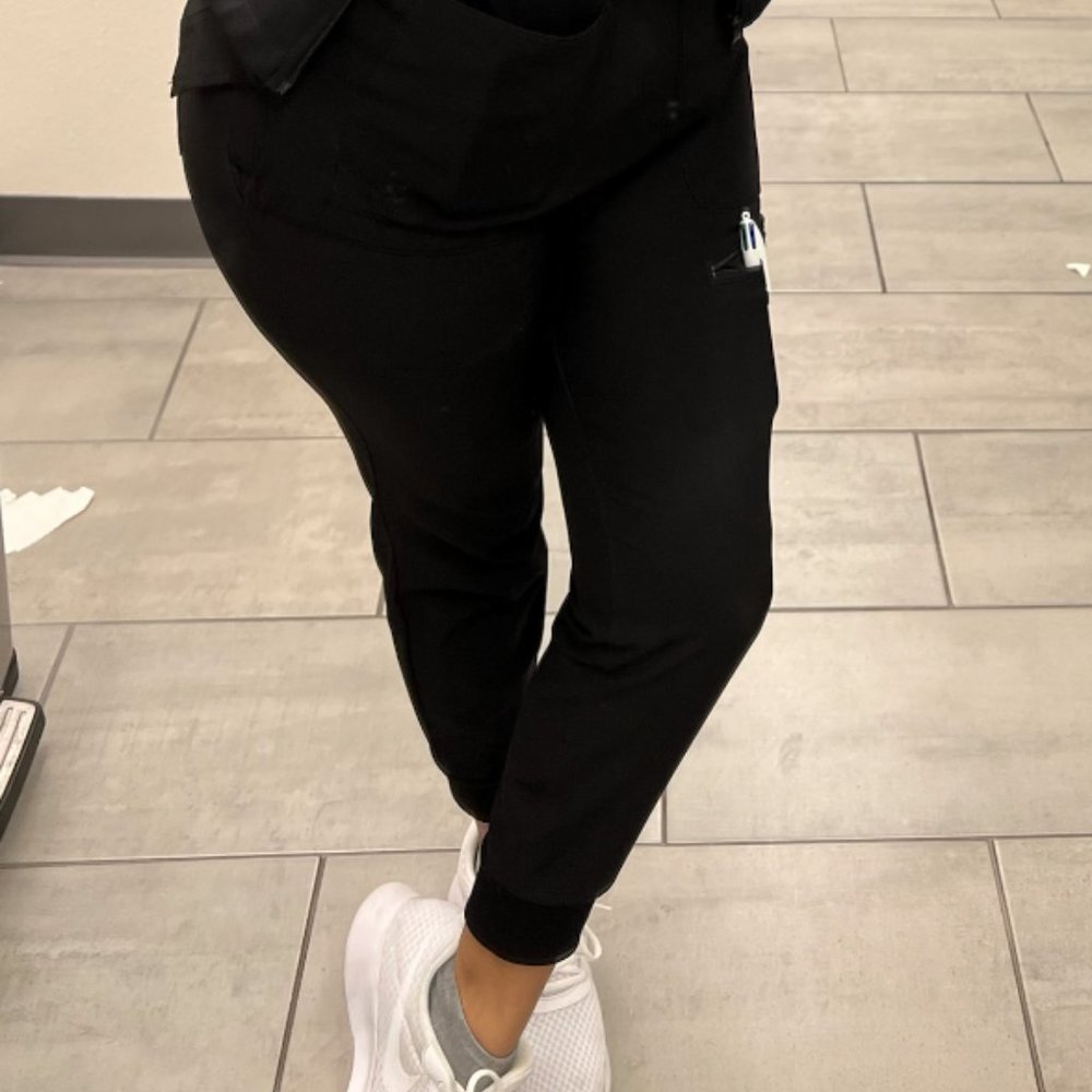 HEARTSOUL SCRUB PANTS - JOGGER & PETITE